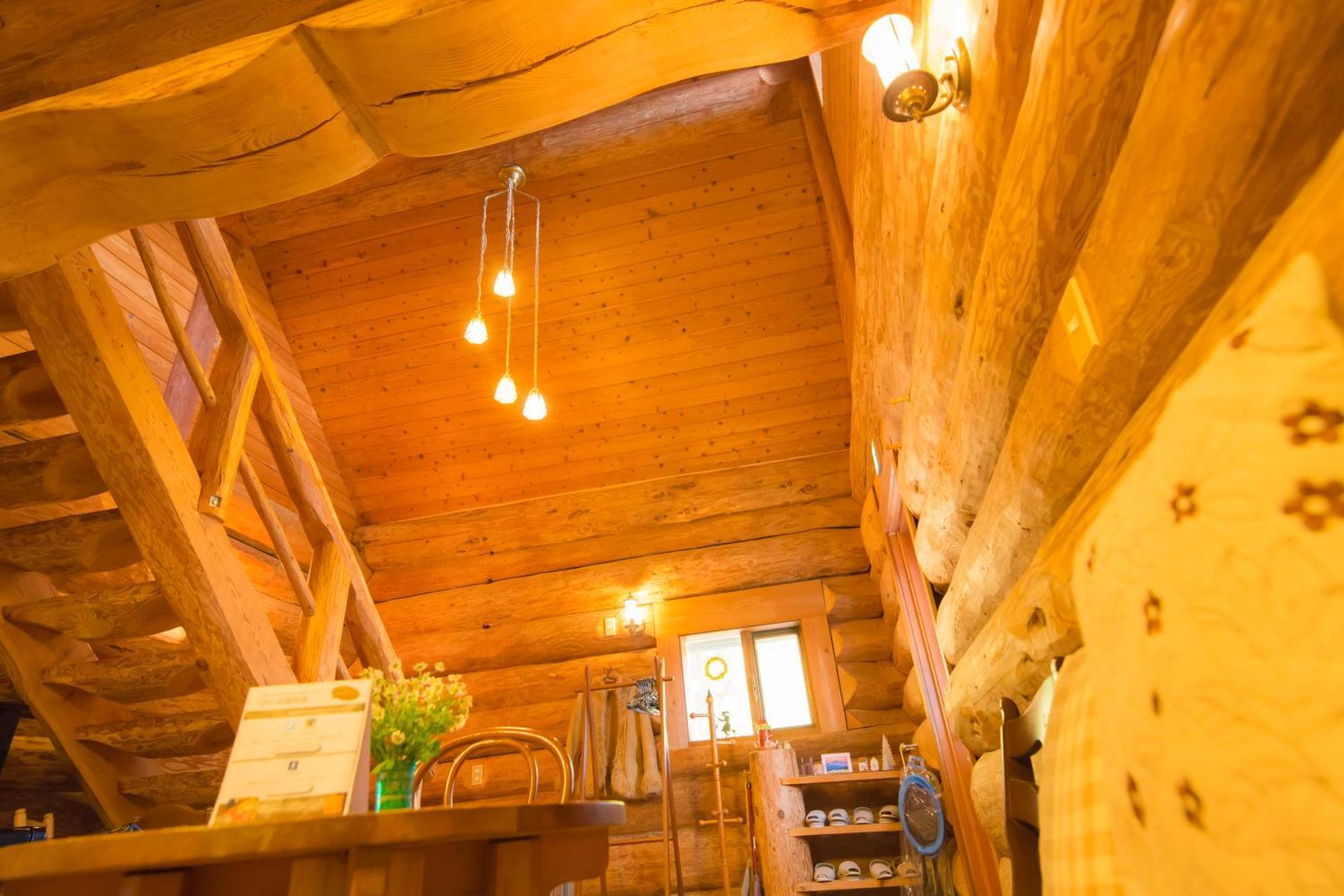 Yufuin Log House No Yado Tom Sawyer Hotel Bagian luar foto