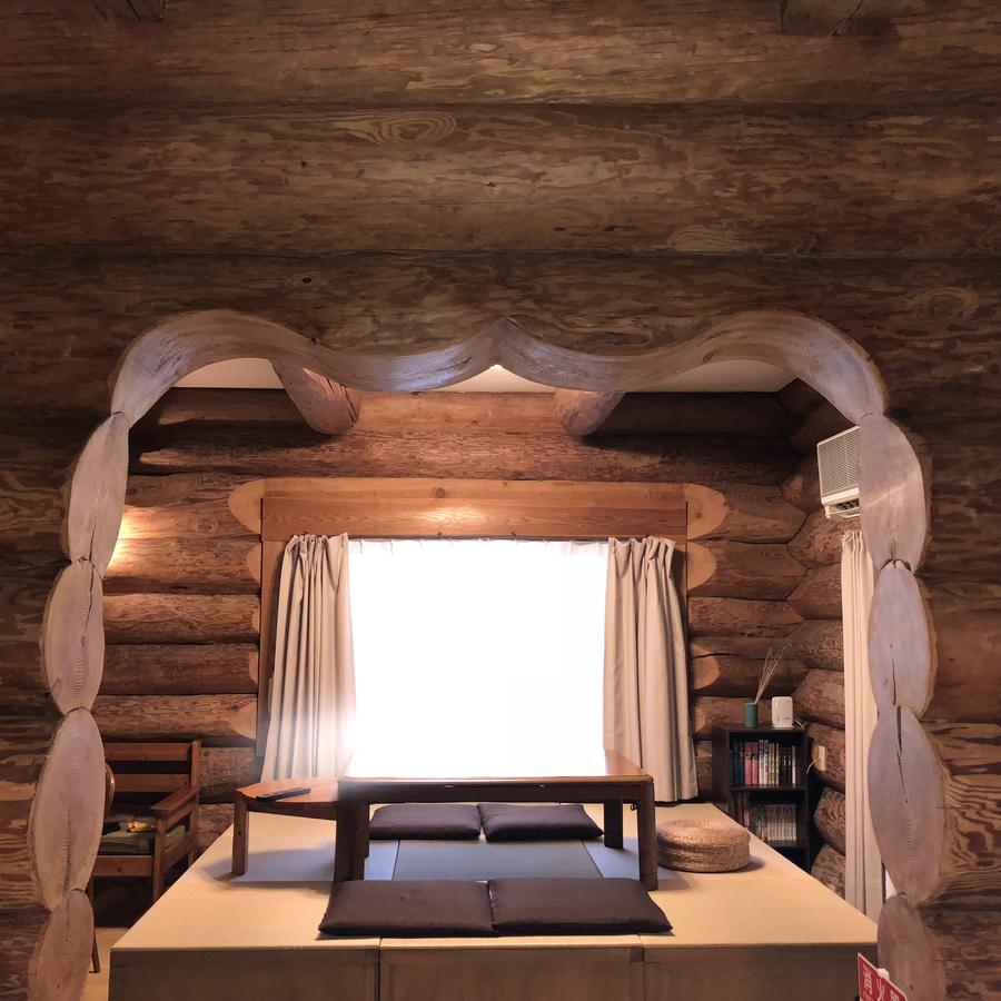 Yufuin Log House No Yado Tom Sawyer Hotel Bagian luar foto